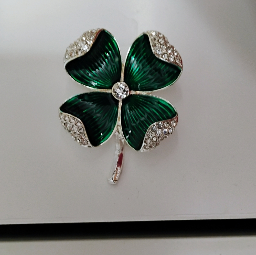 Napier 4 leaf clover brooch